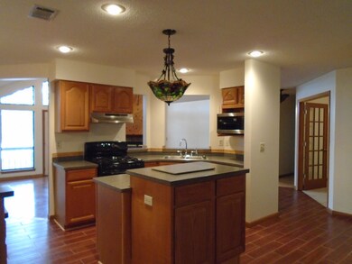 Oakcrest 034