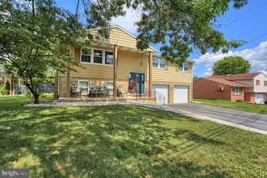 4111 Ricklyn Dr, Chambersburg, PA 17202 - photo 2