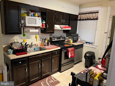 1325 Linden St, Reading, PA 19604 - photo 4