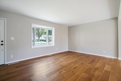 4549 Hartwell Rd, Columbus, OH 43224 - photo 4