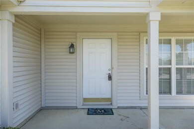 2997 Lodgepole Dr, Whiteland, IN 46184 - photo 3