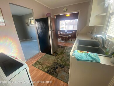 1217 Poxson Ave, Lansing, MI 48910 - photo 7