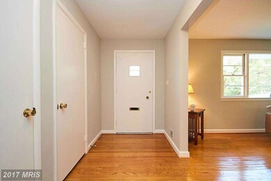 6336 Waterway Dr, Falls Church, VA 22044 - photo 3