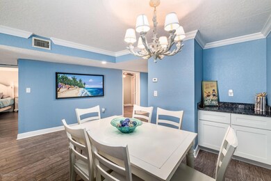 Dining Area with Dry Bar