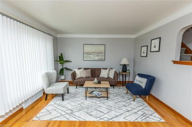 5158 Arch St, Maple Heights, OH 44137 - photo 6