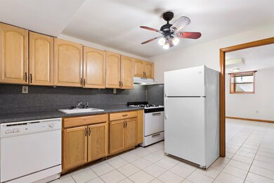 5-7 Oak St unit B8, Weehawken, NJ 07086 - photo 7