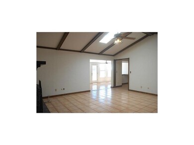 10920 Lakewood Ave, El Paso, TX 79935 - photo 7