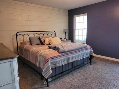 706 Aster Ct, Bourbon, IN 46504 - photo 6