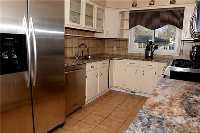 745 Deerfield Dr, North Tonawanda, NY 14120 - photo 6