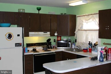 2129 Boxwood Cir, Bryans Road, MD 20616 - photo 3