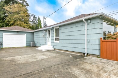 8408 33rd St W, University Place, WA 98466 - photo 3