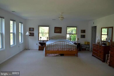 4078 Honeysuckle Dr, Edgewater, MD 21037 - photo 5