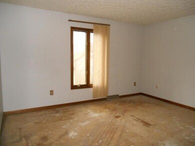 4144 Seigman Ave, Columbus, OH 43213 - photo 5