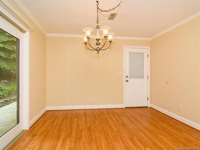 101 Pinehurst Dr, Hendersonville, NC 28792 - photo 7