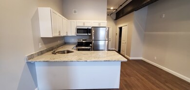 1 Main St unit 207, Peabody, MA 01960 - photo 4