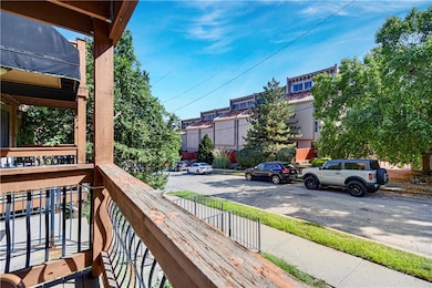 1114 W 46th St unit 2, Kansas City, MO 64112 - photo 5