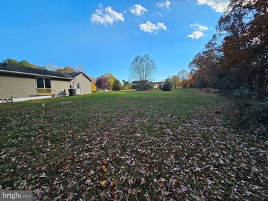 122 Helena Dr, Prince Frederick, MD 20678 - photo 5