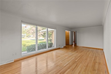 113 Franklin Dr, New Derry, PA 15671 - photo 6