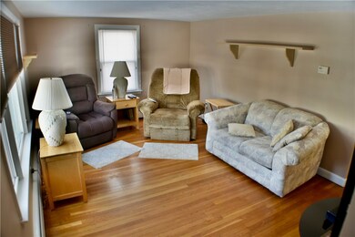7 Gadoury Dr, Cumberland, RI 02864 - photo 3