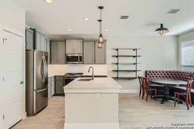 1426 E Sandalwood Ln, San Antonio, TX 78209 - photo 3