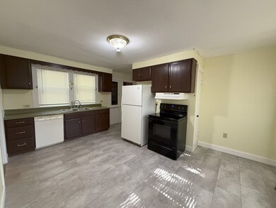 38 Summer St unit A, Nashua, NH 03064 - photo 2