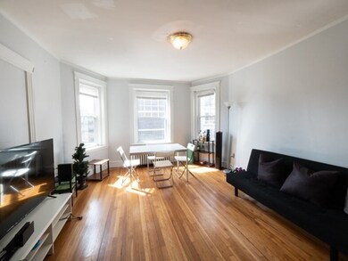 7 Devotion St unit 3, Brookline, MA 02446 - photo 3