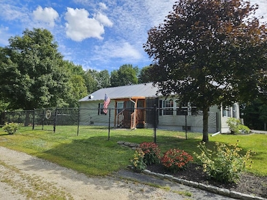 775 U S 2, Wilton, ME 04294 - photo 2