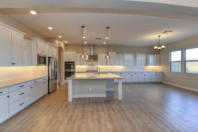 005_KitchenDining