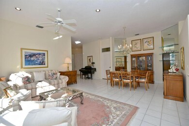 Living room  (1)