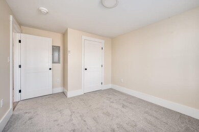 559 Islington St unit 6, Portsmouth, NH 03801 - photo 6