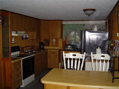 15 Jonathan St, Gorham, ME 04038 - photo 4