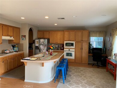 44475 Kingston Dr, Temecula, CA 92592 - photo 2