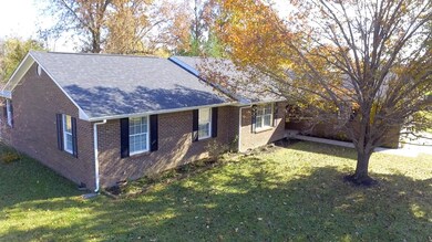 93 Hughes Ave, Berea, KY 40403 - photo 7
