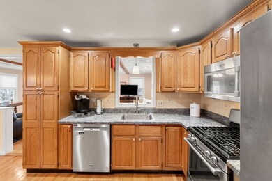 8 Princeton Rd, Burlington, MA 01803 - photo 7
