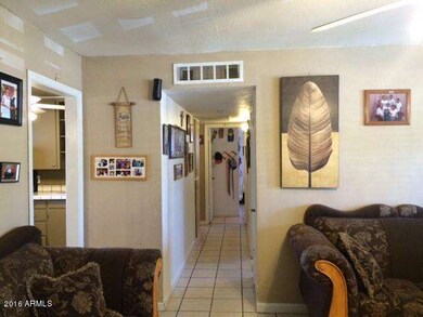 Osborn front.JPG Living room 2