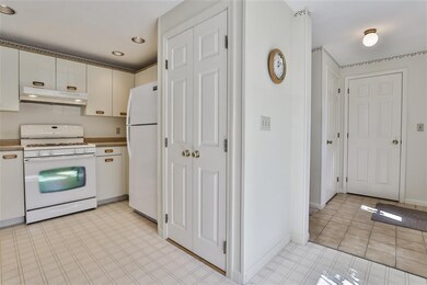 9 Captain Cook Way, Plaistow, NH 03865 - photo 6