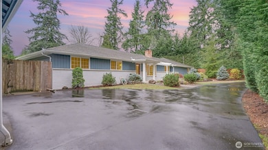 6201 Island Crest Way, Mercer Island, WA 98040 - photo 2