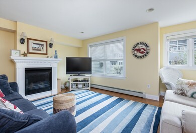 Living Room-4