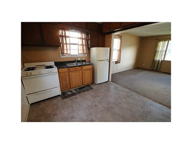 3212 Mount Vernon Rd SE, Cedar Rapids, IA 52403 - photo 6