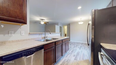 14-web-or-mls-126-B-James-Ave-Holly-Ridg