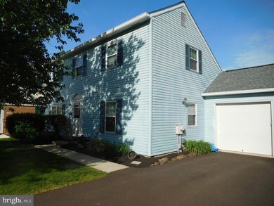 1501 Aberdeen Ct, Lansdale, PA 19446 - photo 2