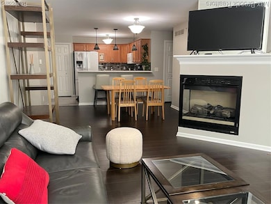 3101 Cameron Cir, Walled Lake, MI 48390 - photo 6