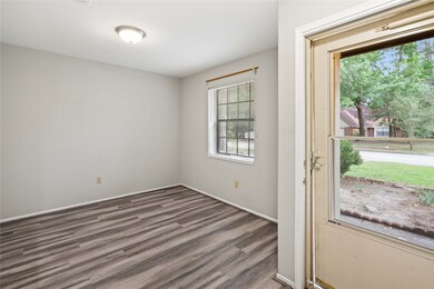51 S High Oaks Cir, Spring, TX 77380 - photo 4