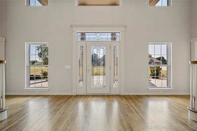 Grand Impressions with This Custom Door and Transo