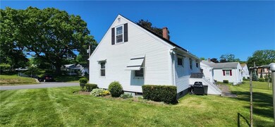 58 Ridge St, Woonsocket, RI 02895 - photo 3