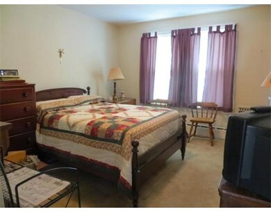 17 Puritan Ave, Worcester, MA 01604 - photo 6