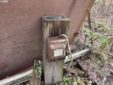 27185 SW Frys Ln, Sheridan, OR 97378 - photo 2