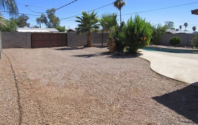 RV Gate at Alley