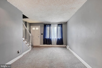 2836 Edgecombe Cir S, Baltimore, MD 21215 - photo 2