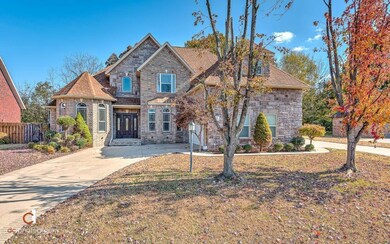 112 NW Yukon Trail St, Bentonville, AR 72712 - photo 2